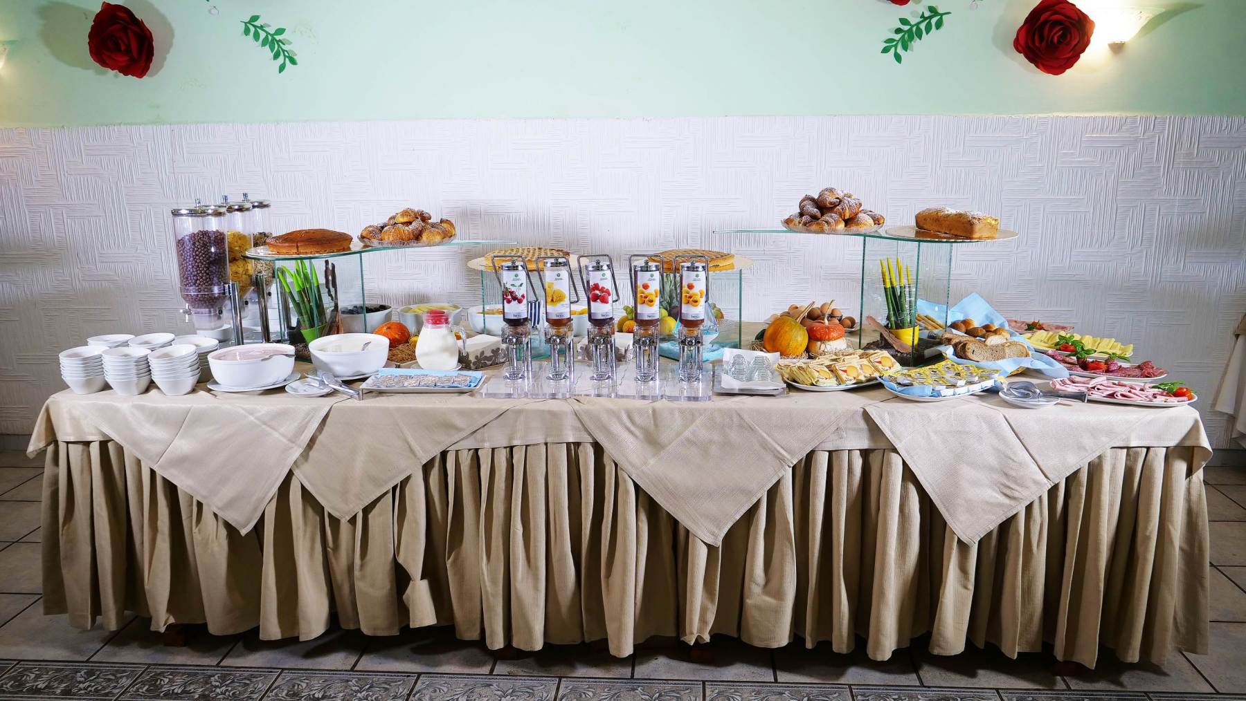 hotel-la-ginestra-ischia-sant-angelo-colazione3