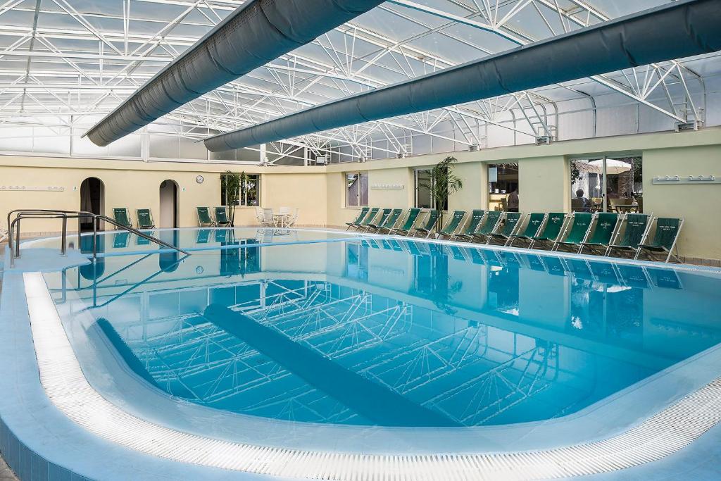 hotel-royal-palm-piscina-interna2