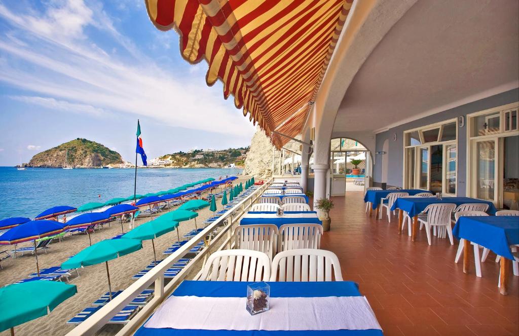 hotel-vittorio-ischia-sul-mare