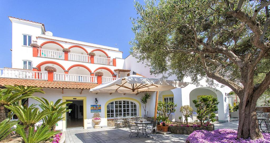 hotel-la-scogliera-ischia-forio-ingresso