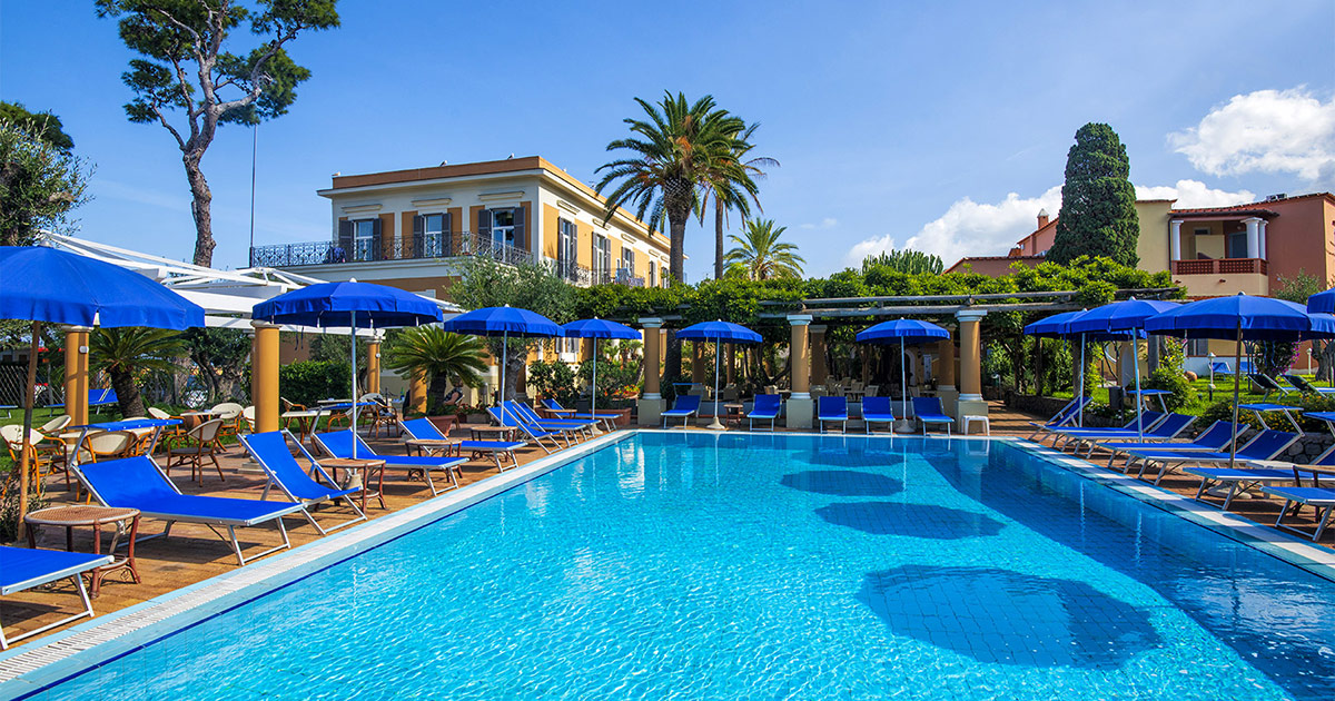 hotel-villa-svizzera-lacco-ameno-ischia-outdoor-pooll