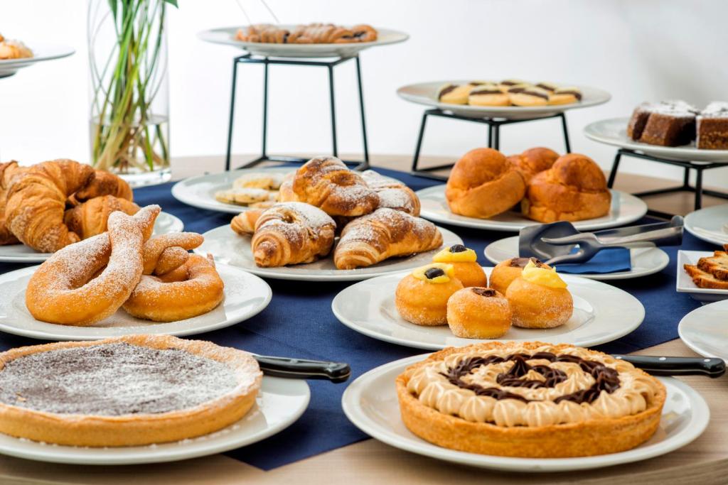 hotel-san-lorenzo-lacco-ameno-colazione