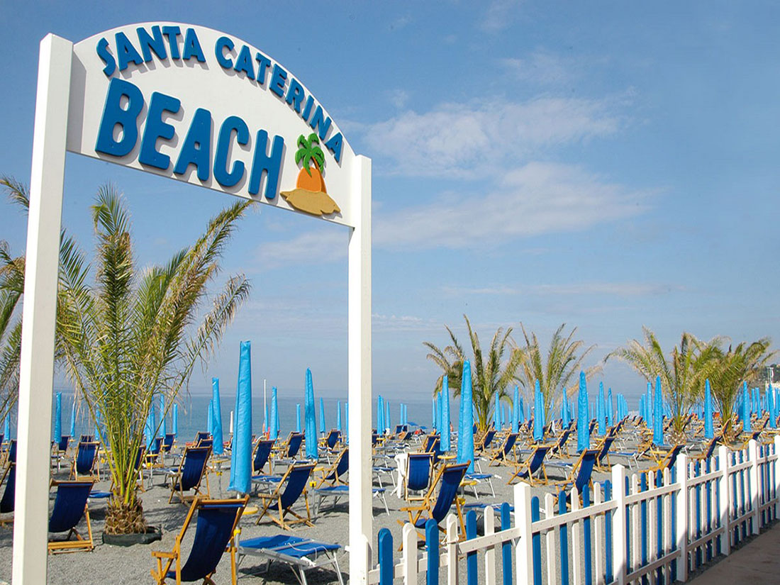 hotel-santa-caterina-village-spiaggia-ingresso