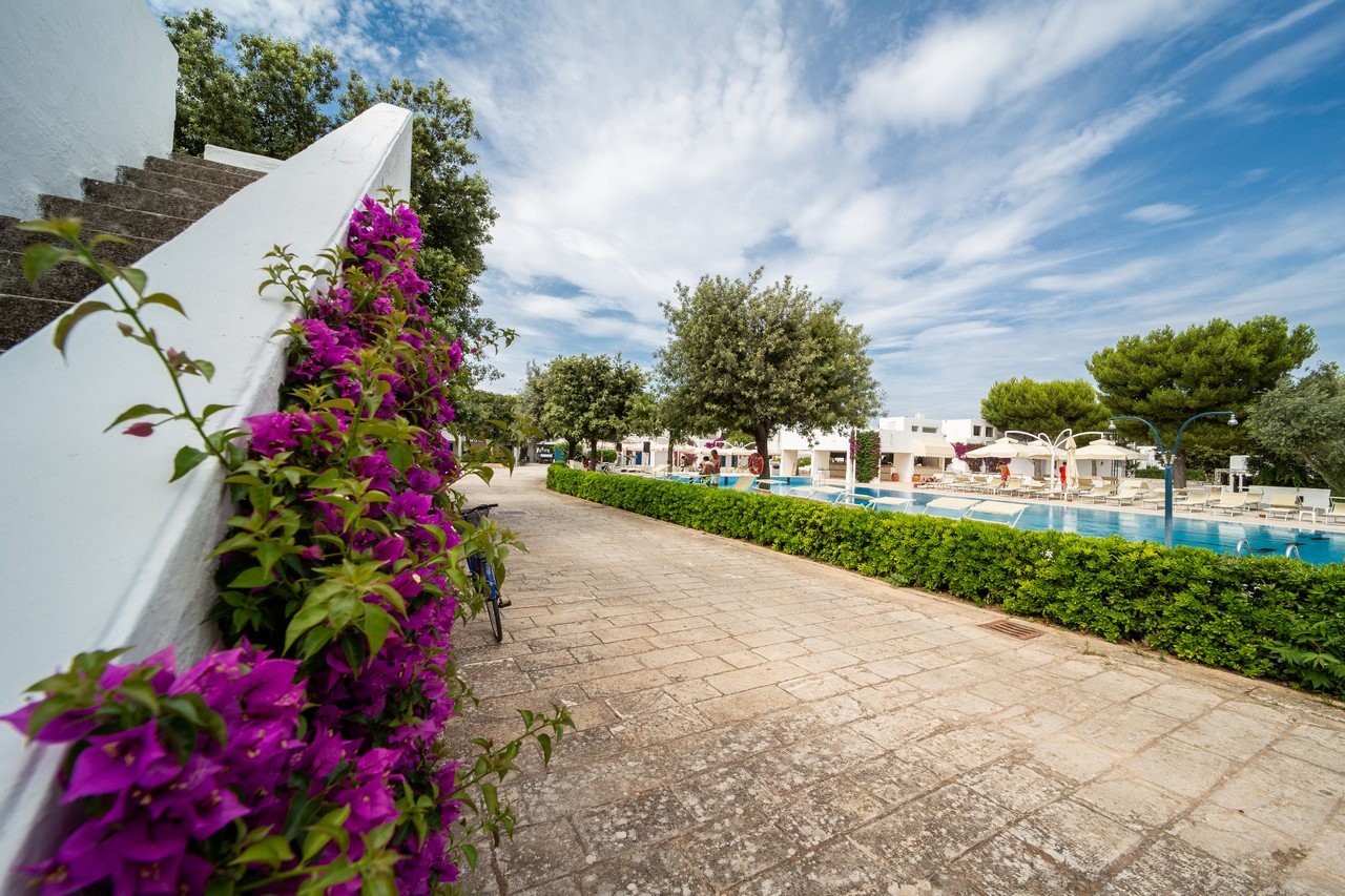 th-ostuni-puglia-piscina-esterna2