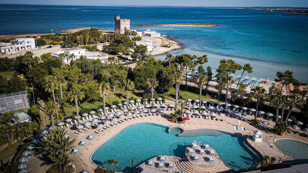 blu-salento-village-puglia-piscina2