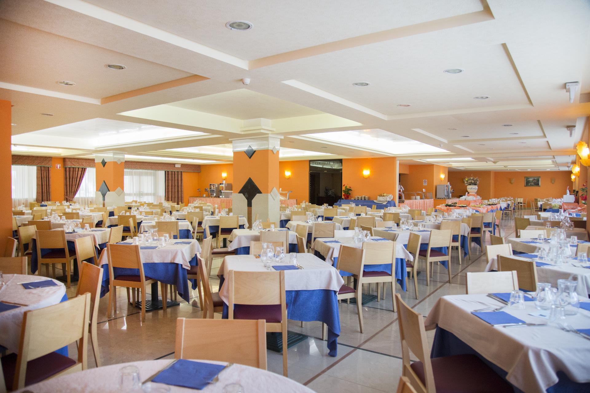 village-paradise-puglia-blu-hotels-ristorante