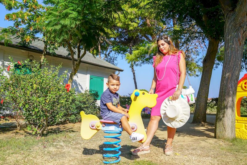 villaggio-spiagge-rosse-calabria-area-giochi