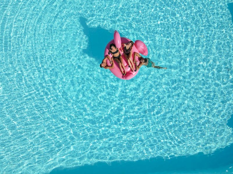 villaggio-spiagge-rosse-calabria-piscina3