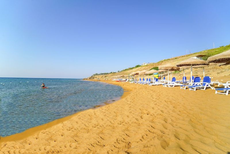 villaggio-spiagge-rosse-calabria-spiaggia-