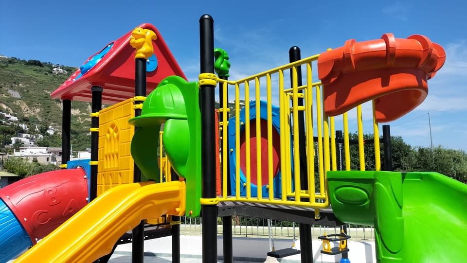 hotel-castiglione-village-forio-ischia-giochi-bambini