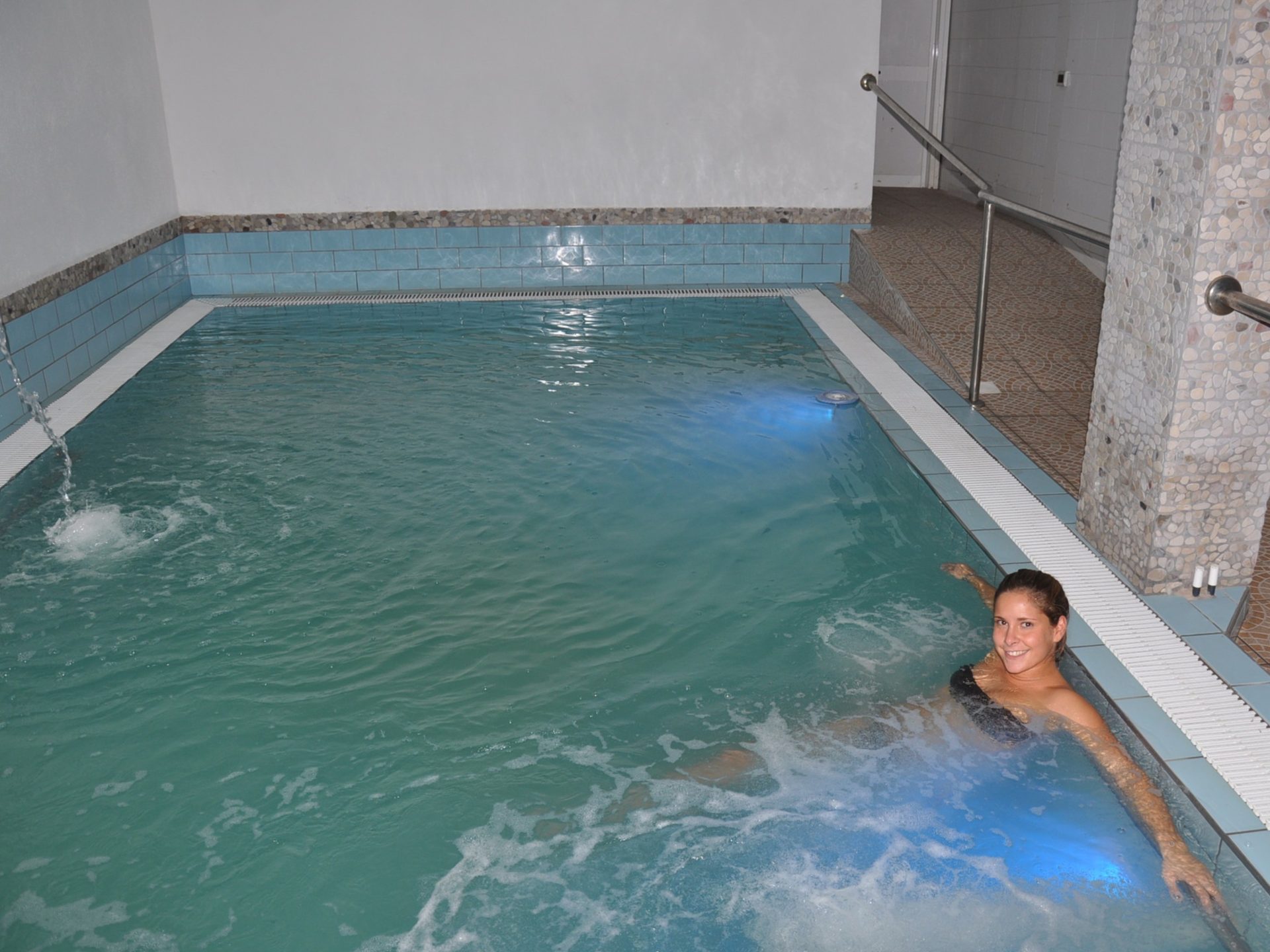 piscina-coperta-hotel-galidon-ischia