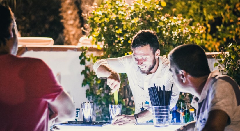 APULIA_HOTEL_CORIGLIANO_BAR-tSa-825X450