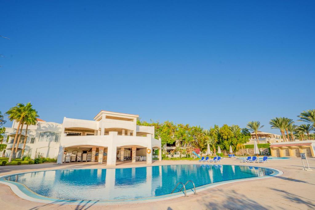 ivy-cyrene-sharm-resort_170815279614