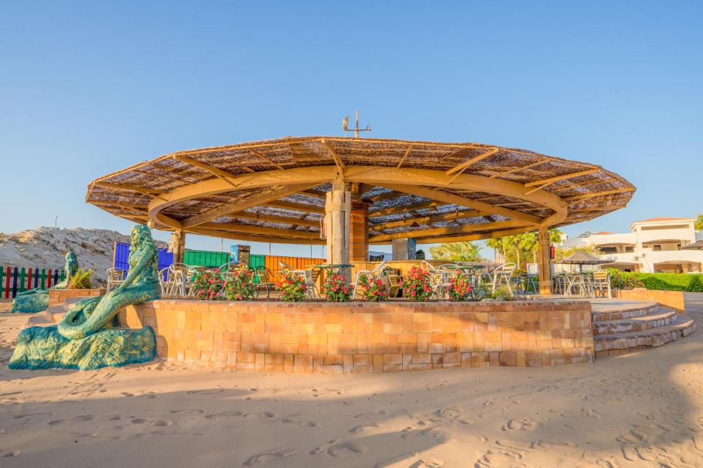 ivy-cyrene-sharm-resort_170815279820