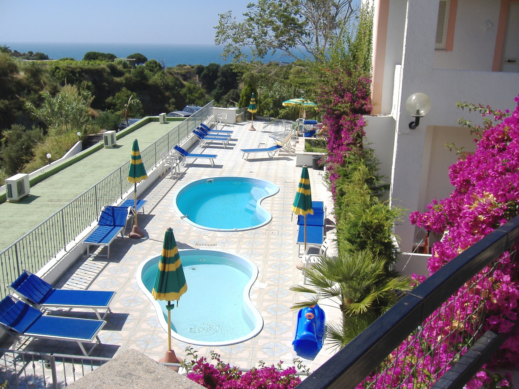 hotel-castiglione-village-forio-piscine-esterne