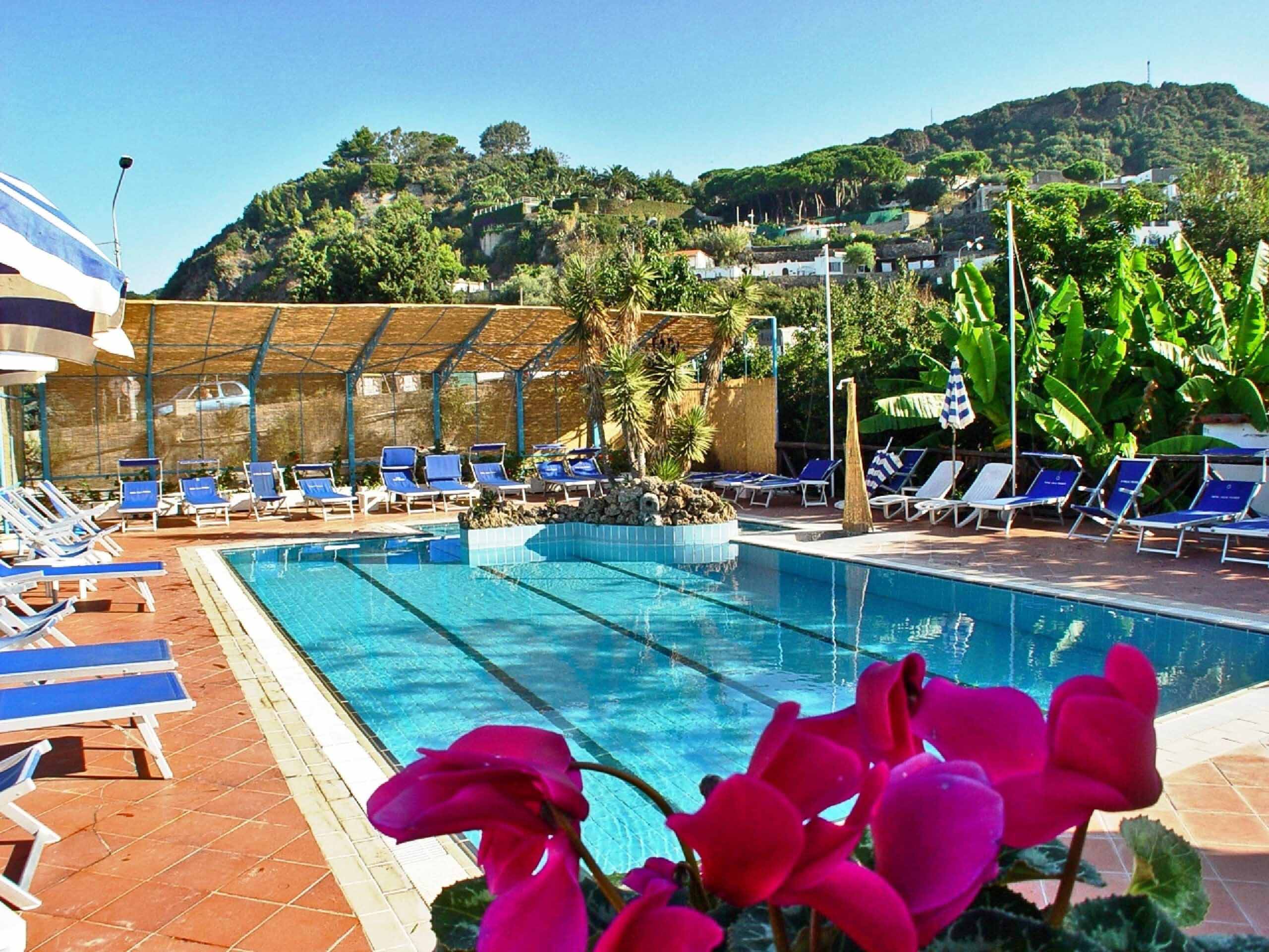 esterno-hotel-villa-franca-ischia