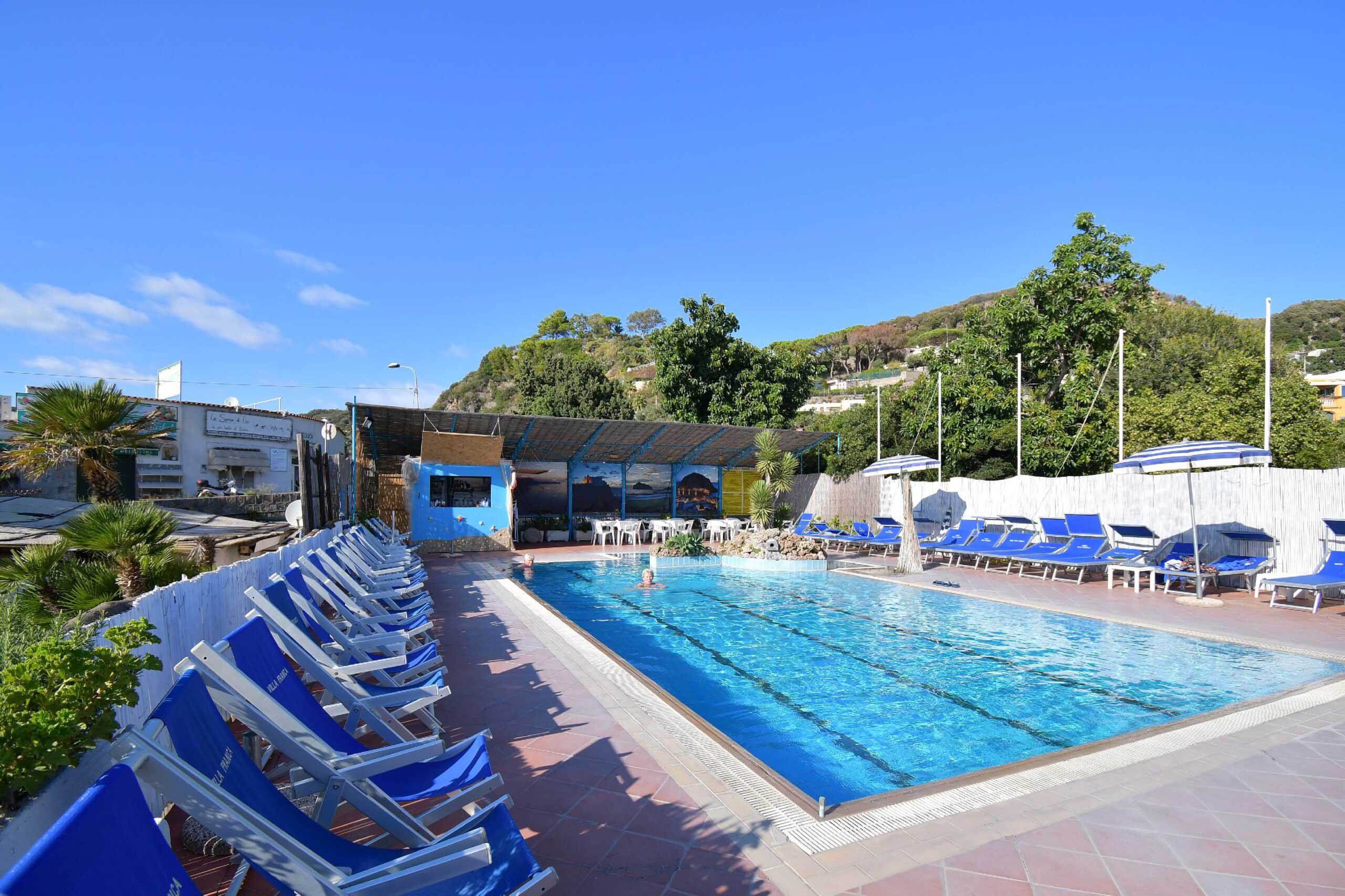 piscina-esterna-hotel-villa-franca-ischia