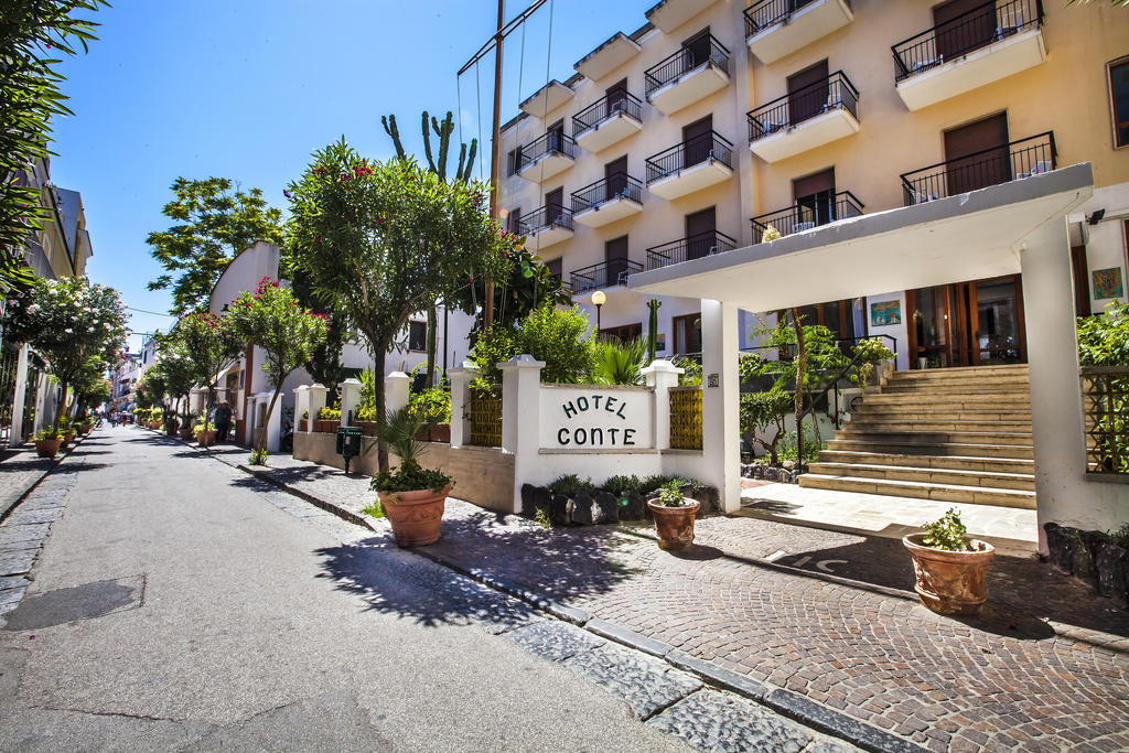 ingresso-hotel-conte-ischia-porto