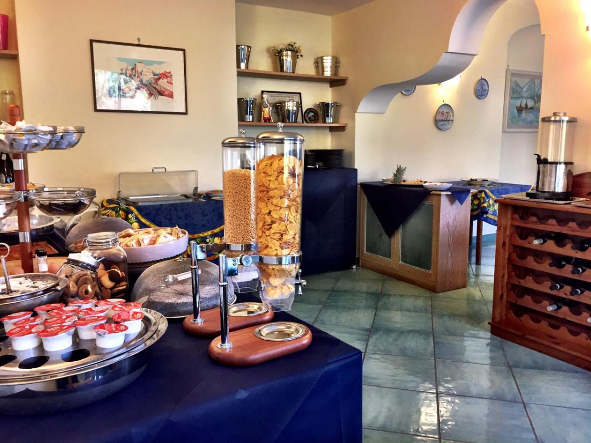 hotel-don-felipe-ischia-colazione