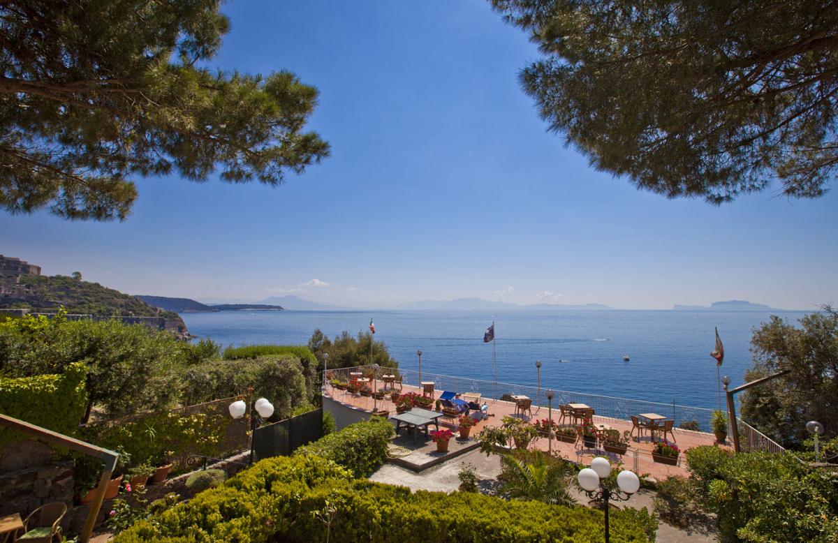 hotel-don-felipe-ischia-esterno-terrazza-panorama